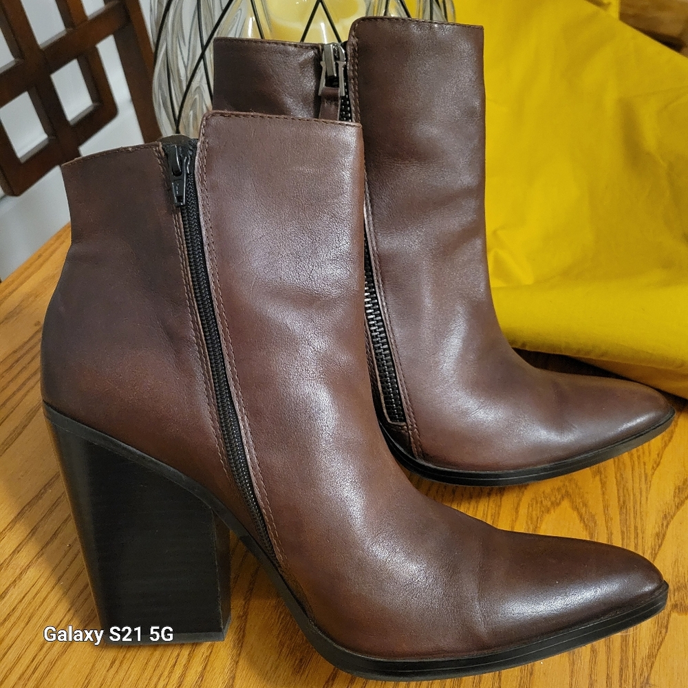 Naturalizer Ankle boots 12W